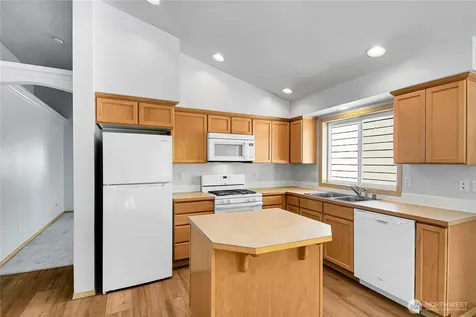 6005 74th Avenue NE Marysville WA 98270