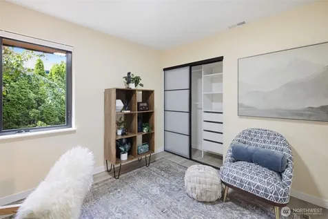 9518 18th Avenue NW Seattle WA 98117