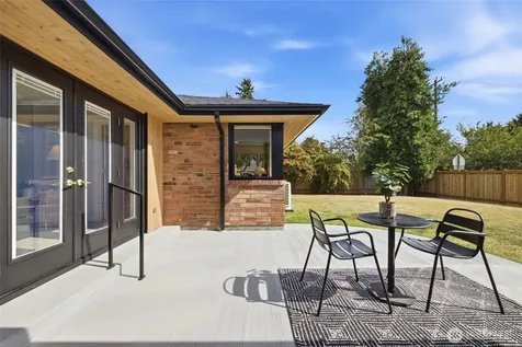 9518 18th Avenue NW Seattle WA 98117