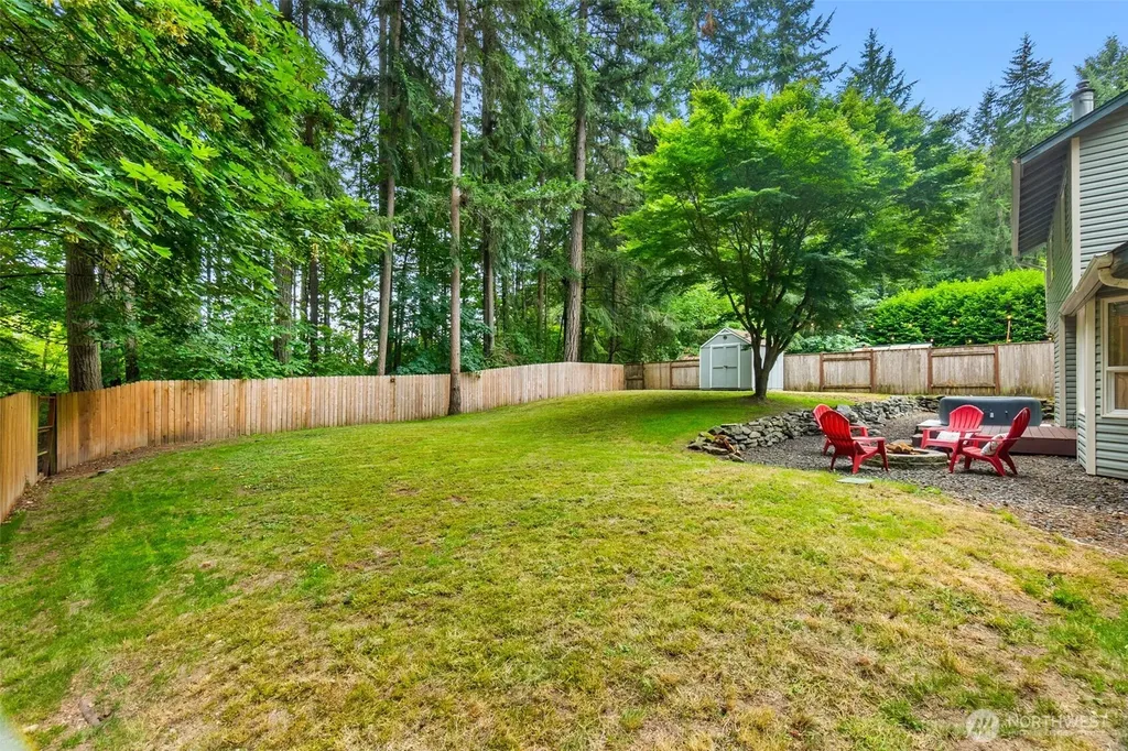 7649 Kittiwake Dr. SE Olympia WA 98513