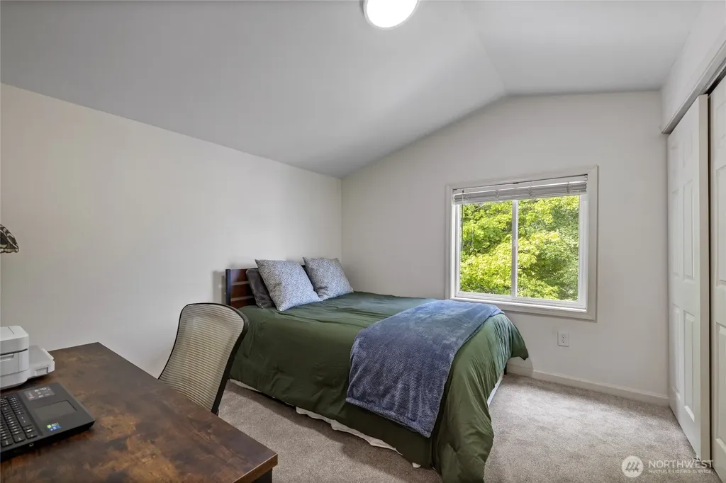 2513 S Hosmer Street Tacoma WA 98405