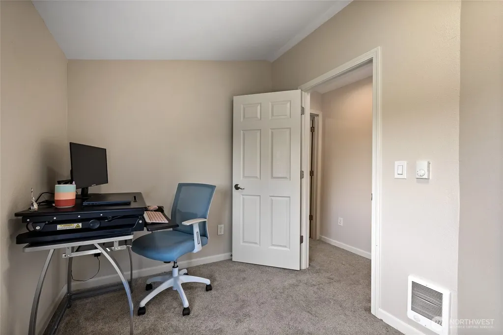 2513 S Hosmer Street Tacoma WA 98405