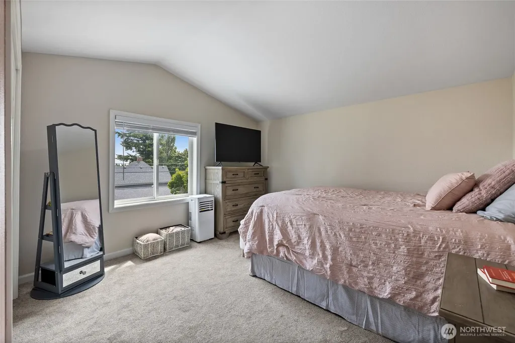 2513 S Hosmer Street Tacoma WA 98405