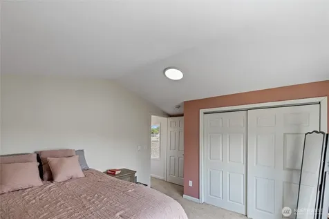 2513 S Hosmer Street Tacoma WA 98405