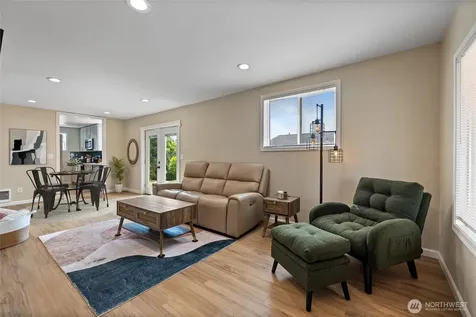 2513 S Hosmer Street Tacoma WA 98405