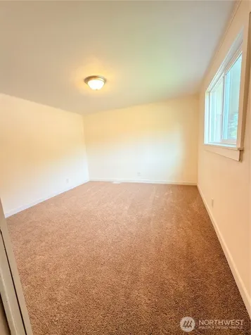 3111 28th St Ct E Tacoma WA 98443