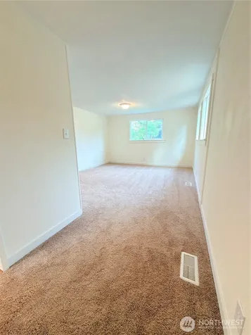 3111 28th St Ct E Tacoma WA 98443