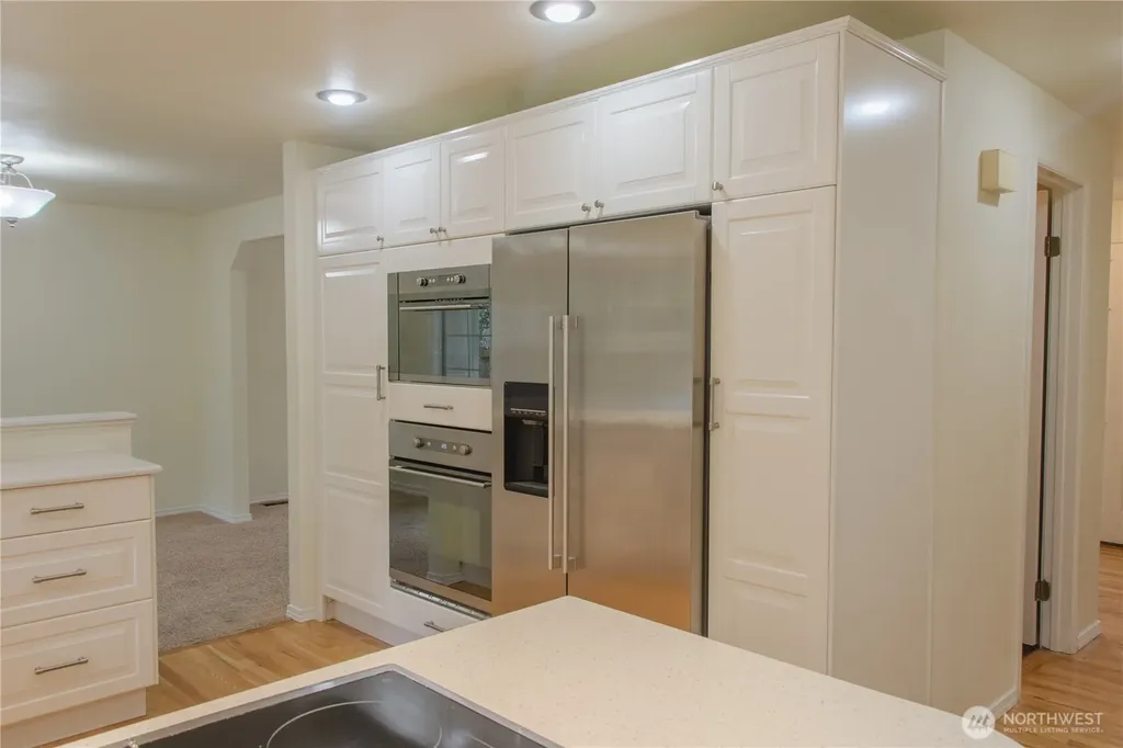 23954 SE 42nd Place Sammamish WA 98029