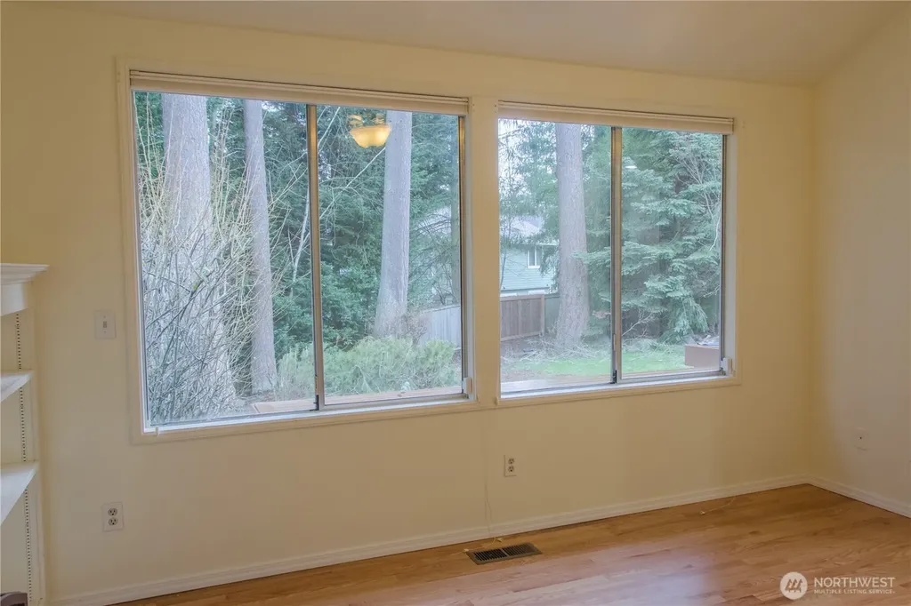 23954 SE 42nd Place Sammamish WA 98029