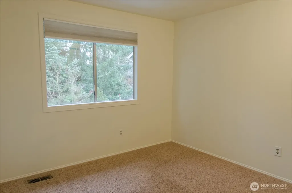 23954 SE 42nd Place Sammamish WA 98029