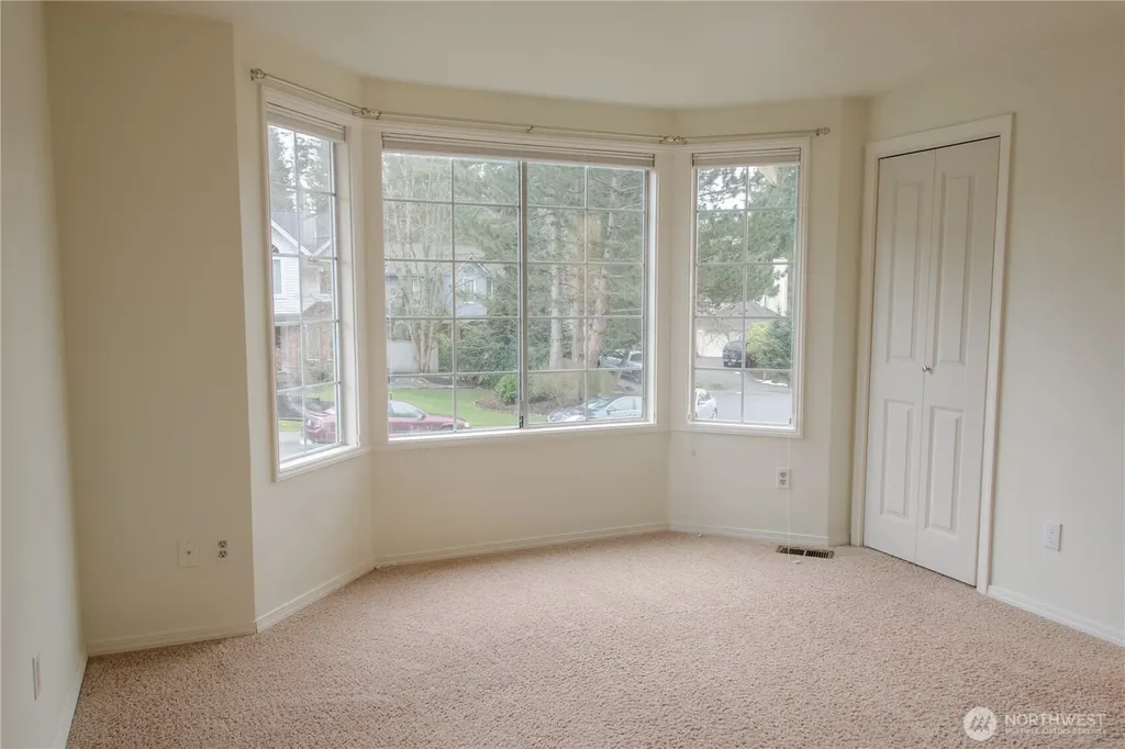 23954 SE 42nd Place Sammamish WA 98029