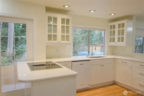 23954 SE 42nd Place Sammamish WA 98029