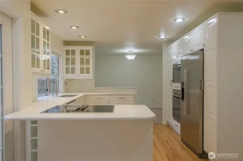 23954 SE 42nd Place Sammamish WA 98029