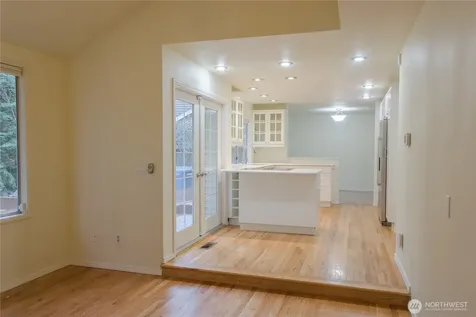 23954 SE 42nd Place Sammamish WA 98029
