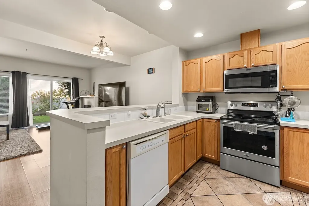 418 SE 17th Street Auburn WA 98002