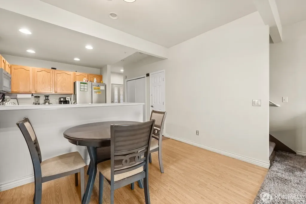 418 SE 17th Street Auburn WA 98002