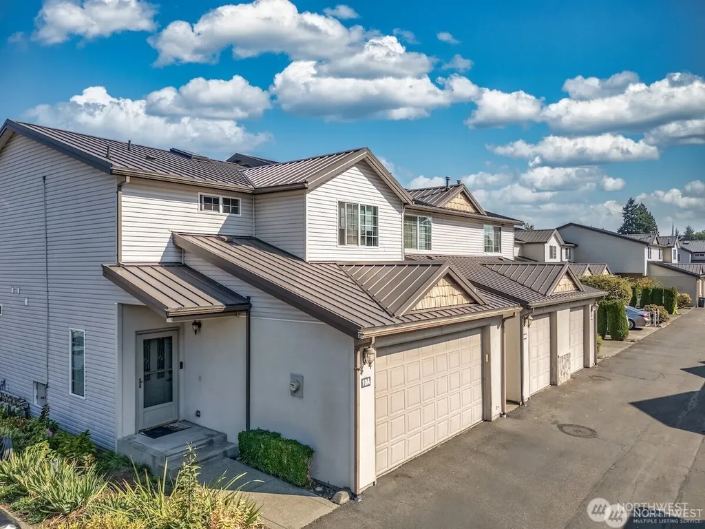 418 SE 17th Street Auburn WA 98002
