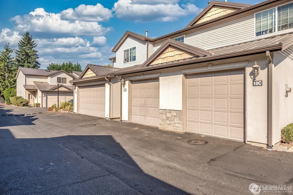 418 SE 17th Street Auburn WA 98002