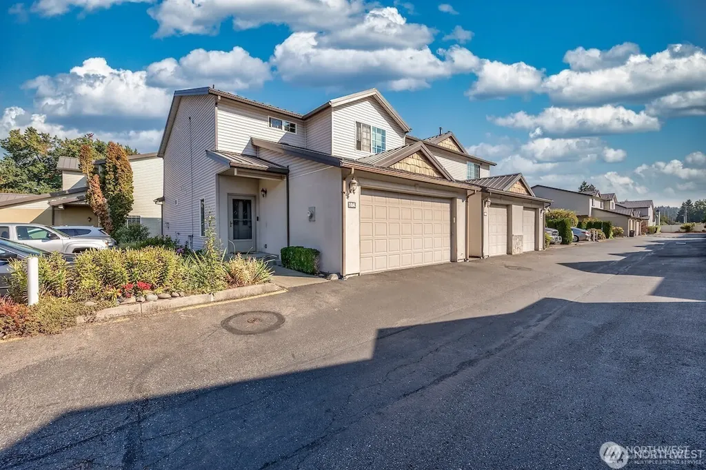 418 SE 17th Street Auburn WA 98002