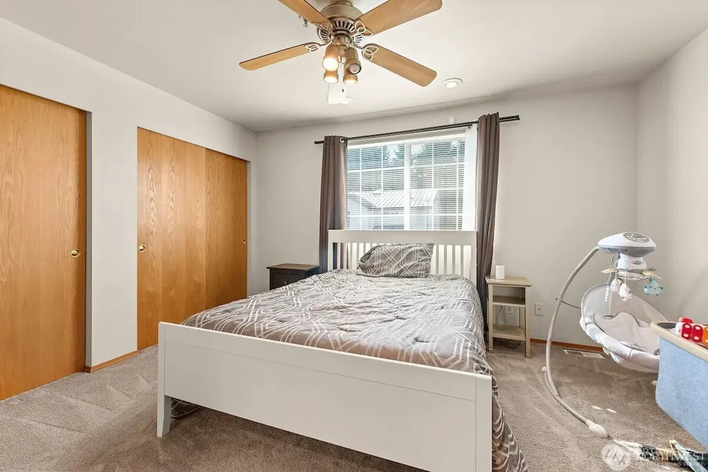 418 SE 17th Street Auburn WA 98002
