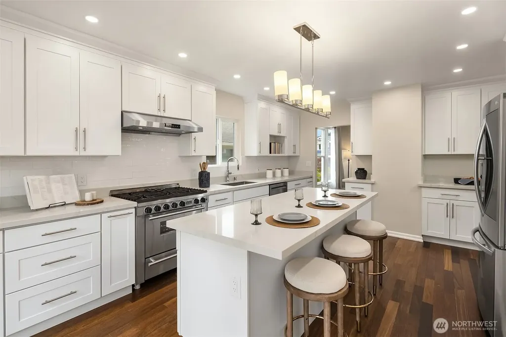 127 NE 56th Street Seattle WA 98105
