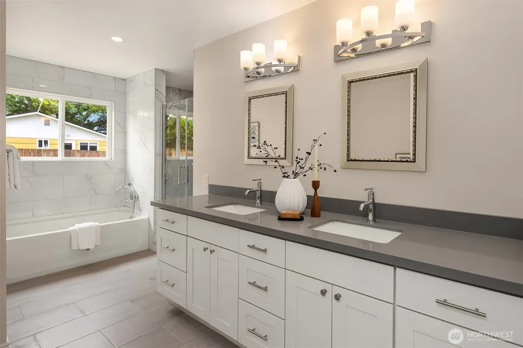 127 NE 56th Street Seattle WA 98105