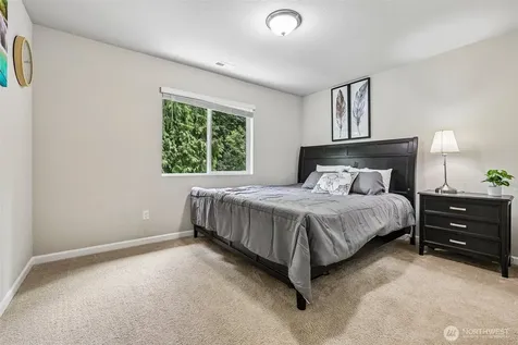 709 SE 101st Avenue SE Lake Stevens WA 98258