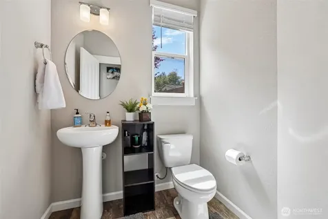 709 SE 101st Avenue SE Lake Stevens WA 98258