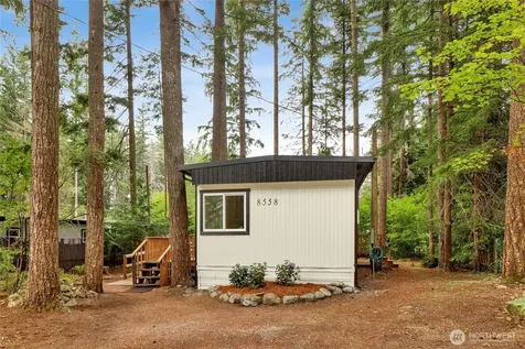 8558 Golden Valley Drive Maple Falls WA 98266