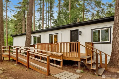 8558 Golden Valley Drive Maple Falls WA 98266