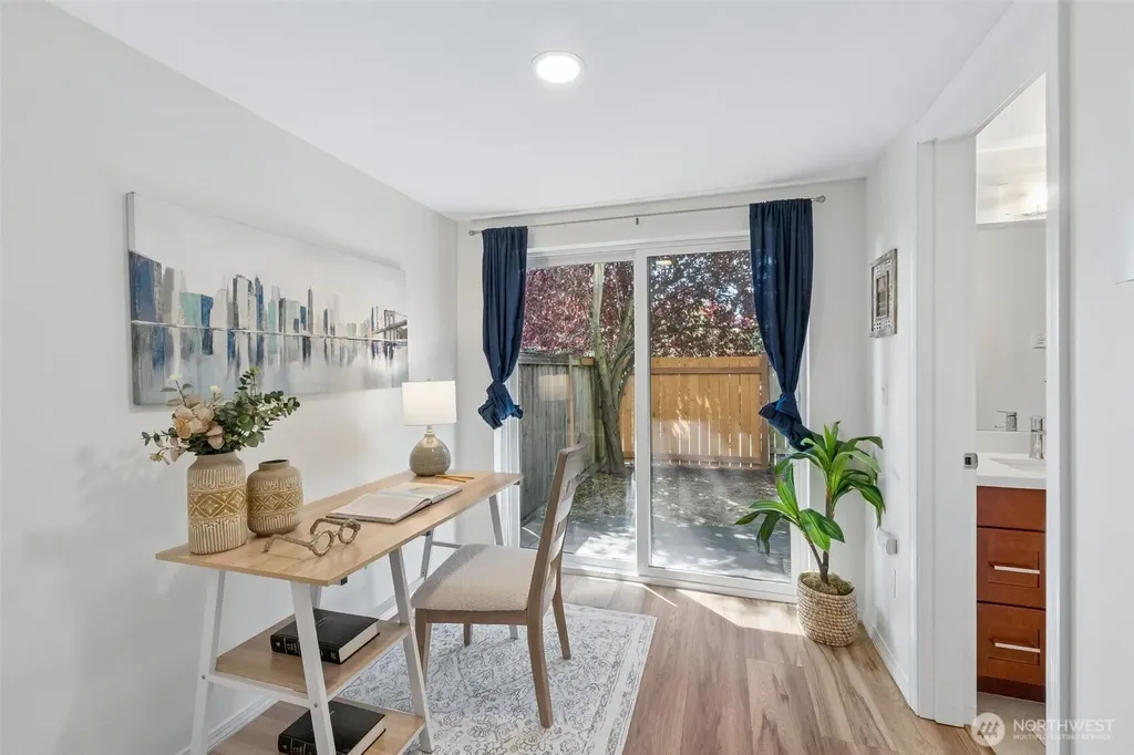 516 N 46th Street Seattle WA 98103