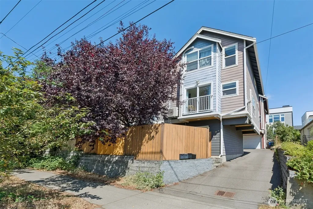 516 N 46th Street Seattle WA 98103