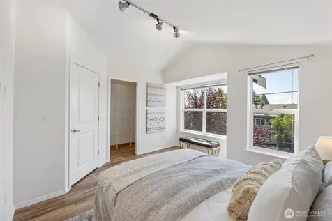 516 N 46th Street Seattle WA 98103