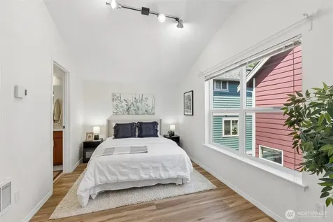 516 N 46th Street Seattle WA 98103