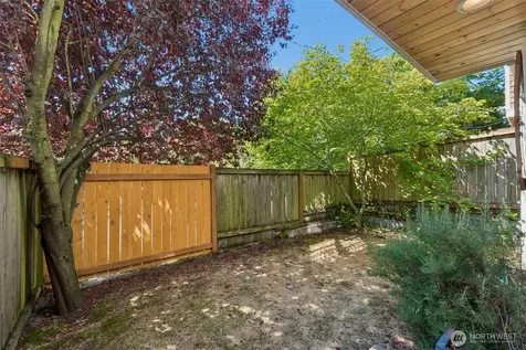 516 N 46th Street Seattle WA 98103