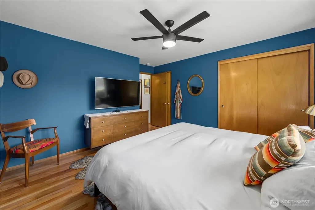 16630 3rd Avenue S Burien WA 98148