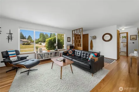 16630 3rd Avenue S Burien WA 98148