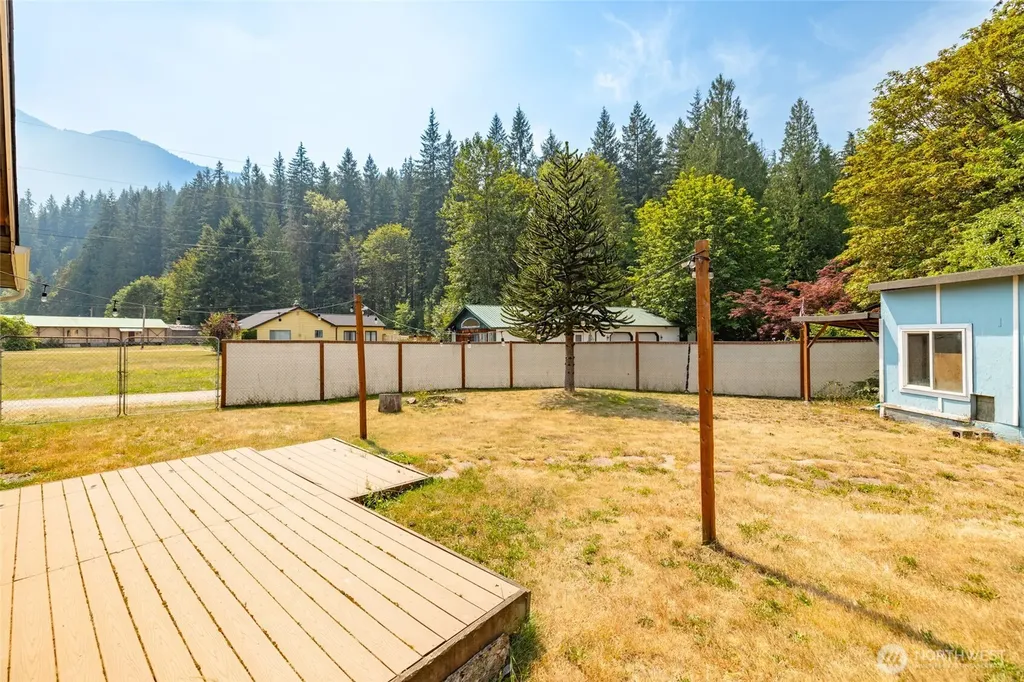 26706 469th Avenue NE Darrington WA 98241