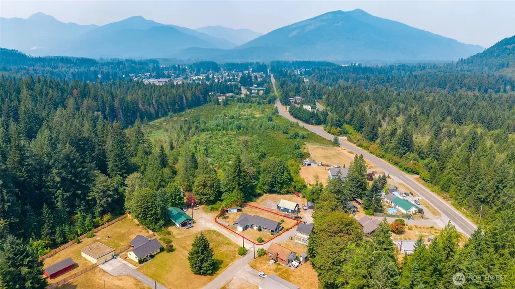 26706 469th Avenue NE Darrington WA 98241