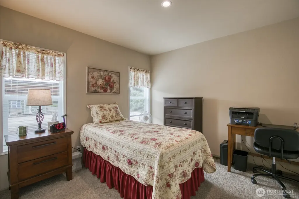 2010 Broadway Avenue Hoquiam WA 98550