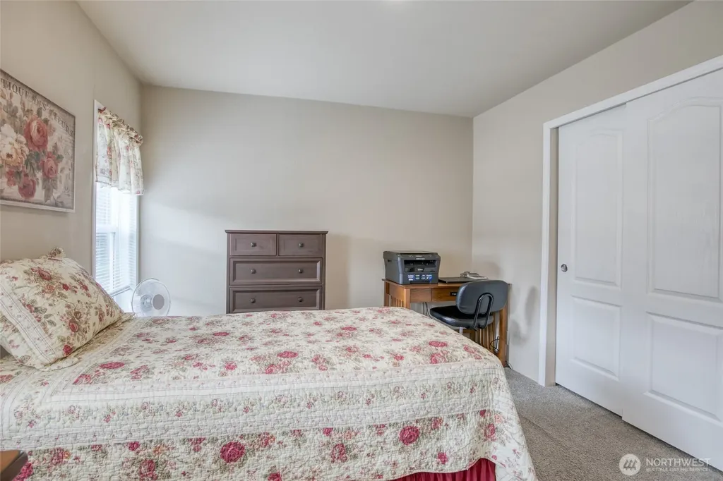 2010 Broadway Avenue Hoquiam WA 98550