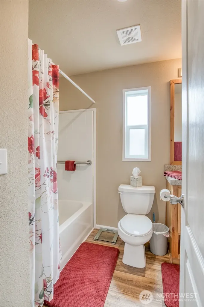 2010 Broadway Avenue Hoquiam WA 98550