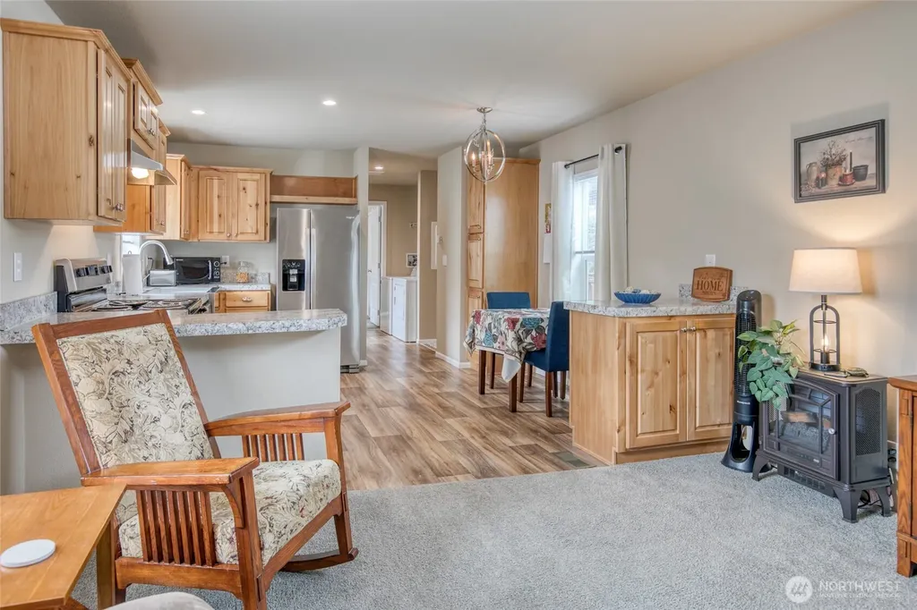 2010 Broadway Avenue Hoquiam WA 98550