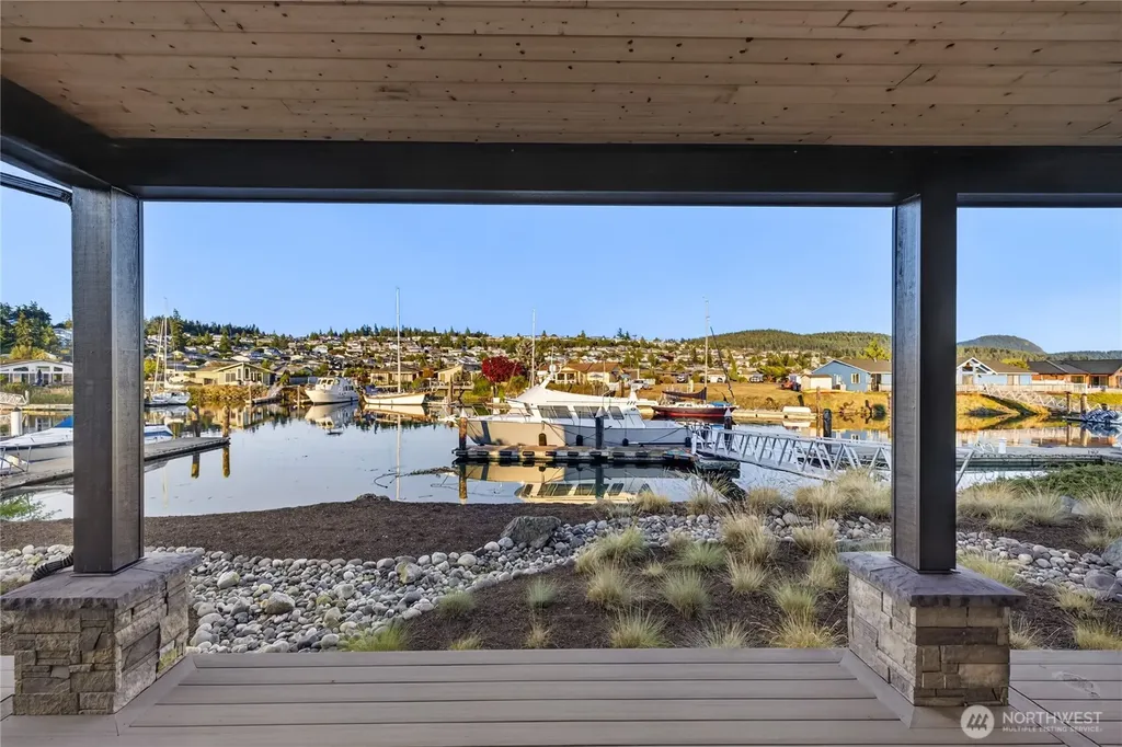 1907 Cay Way Anacortes WA 98221