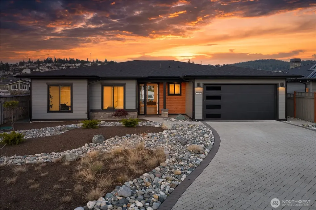 1907 Cay Way Anacortes WA 98221