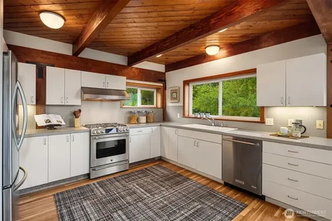 3751 E Columbia Street Seattle WA 98122