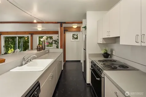3751 E Columbia Street Seattle WA 98122