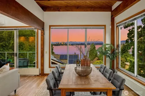 3751 E Columbia Street Seattle WA 98122