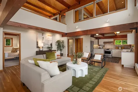 3751 E Columbia Street Seattle WA 98122
