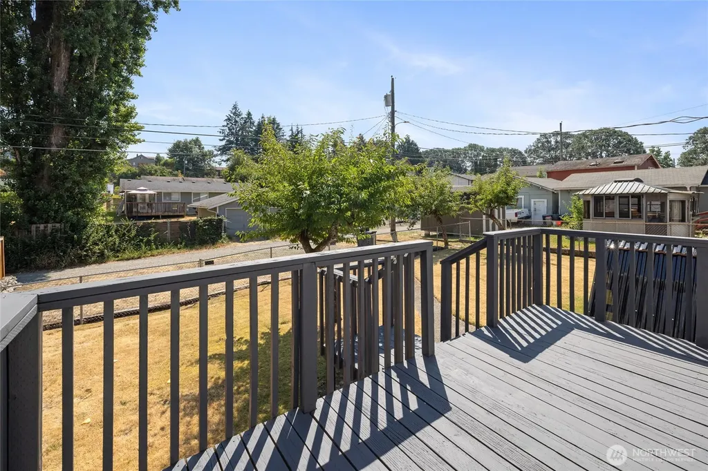 6213 S Mullen Street Tacoma WA 98409